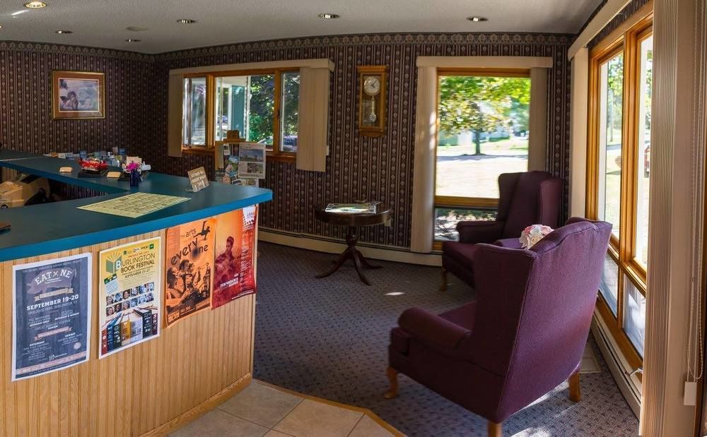 T-Bird Motor Inn Shelburne Extérieur photo