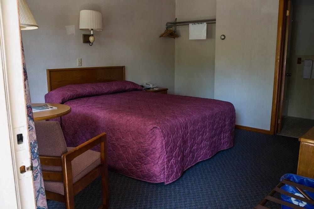T-Bird Motor Inn Shelburne Extérieur photo