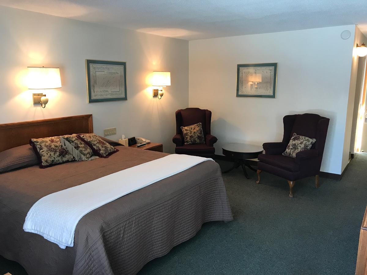 T-Bird Motor Inn Shelburne Extérieur photo